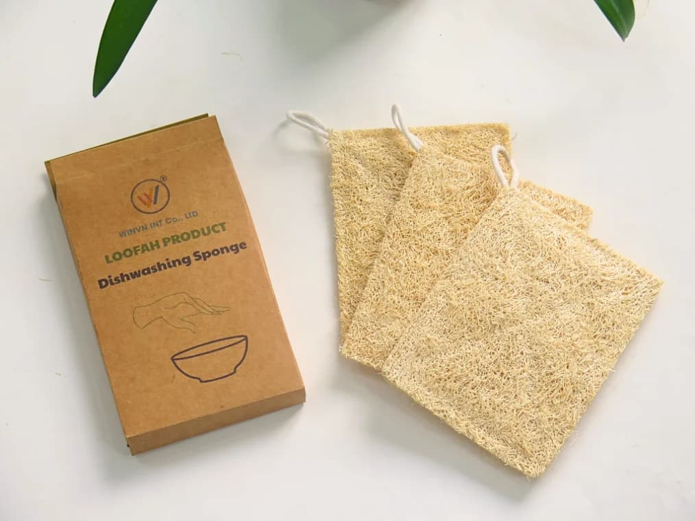 Branded, packaged loofah set