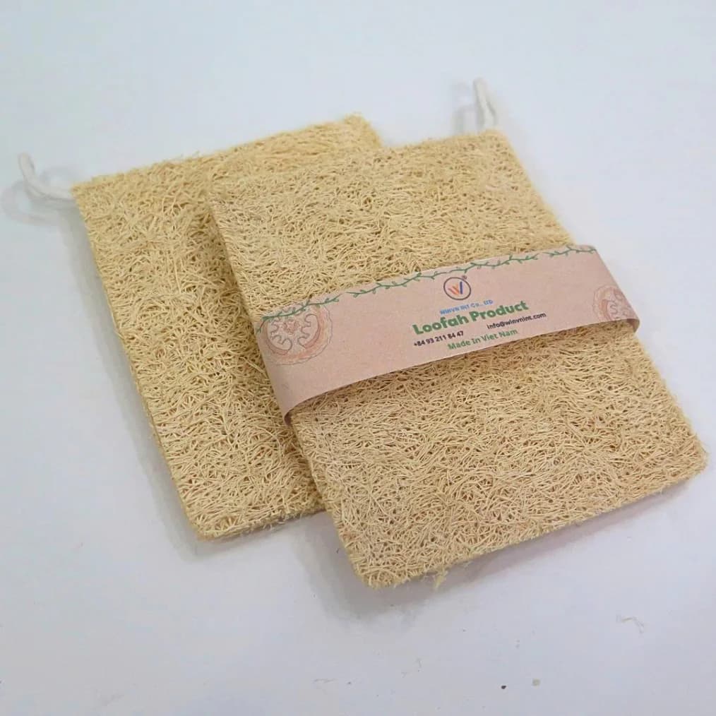Loose, unbranded raw loofah